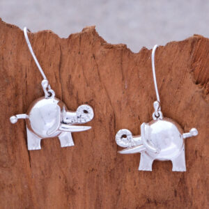 Elephant silver earrings -Taste of Africa Collection